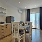 Dak Hotel *