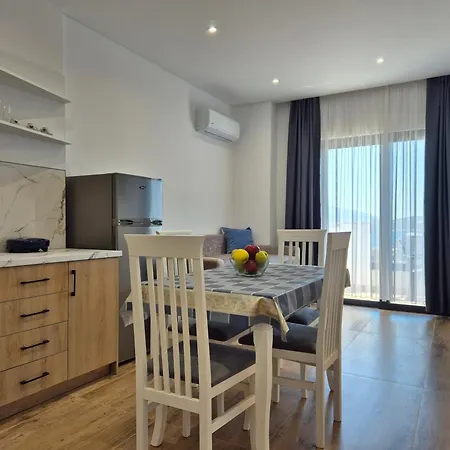 Dak Ξενοδοχείο *